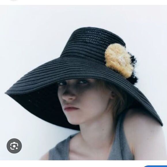 Zara contrast floral hat